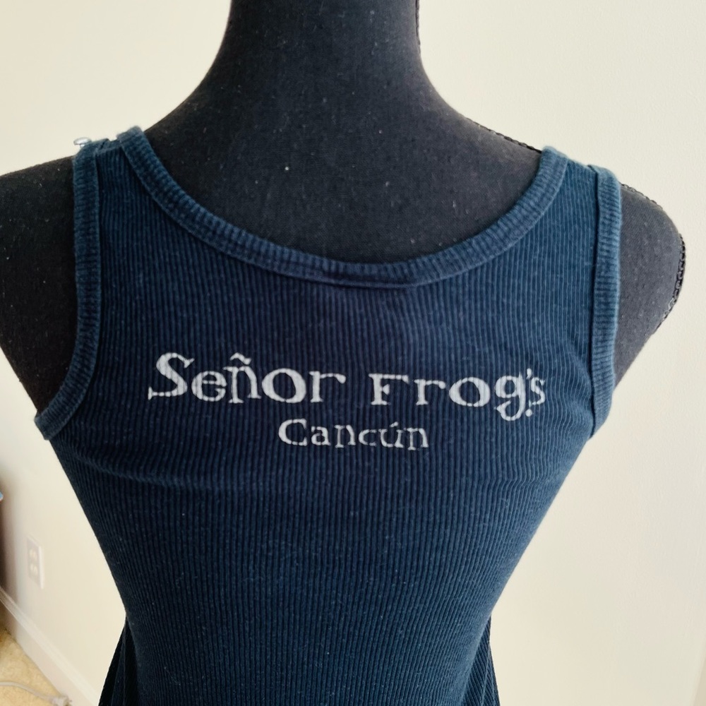 Senor Frog’s Rhinestone Tank - Picture 7 of 8